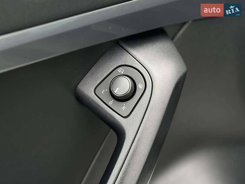 Позашляховик / Кросовер SEAT Ateca 2021 в Києві