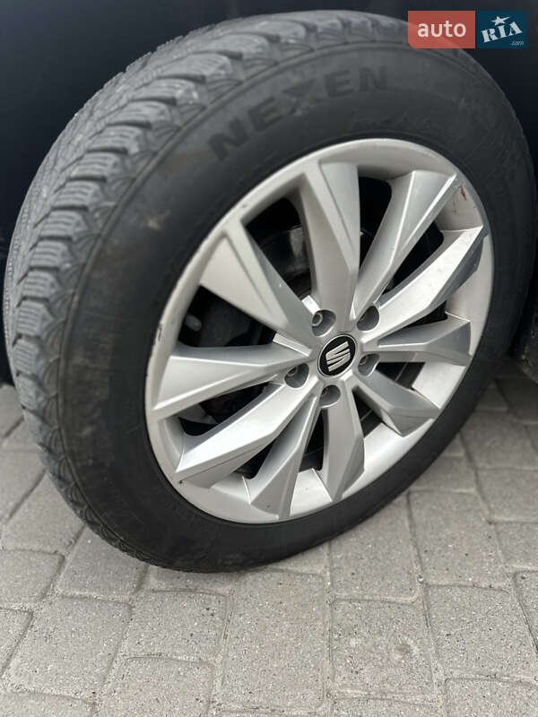 Внедорожник / Кроссовер SEAT Ateca 2019 в Староконстантинове