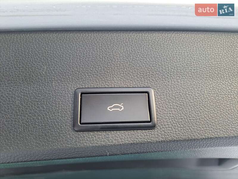 Внедорожник / Кроссовер SEAT Ateca 2018 в Луцке