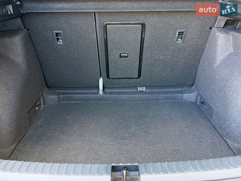 Внедорожник / Кроссовер SEAT Ateca 2020 в Киеве