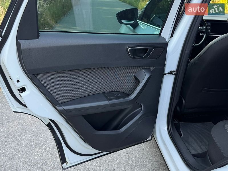 Внедорожник / Кроссовер SEAT Ateca 2018 в Киеве фото 12 Внедорожник / Кроссовер SEAT Ateca 2018 в Киеве