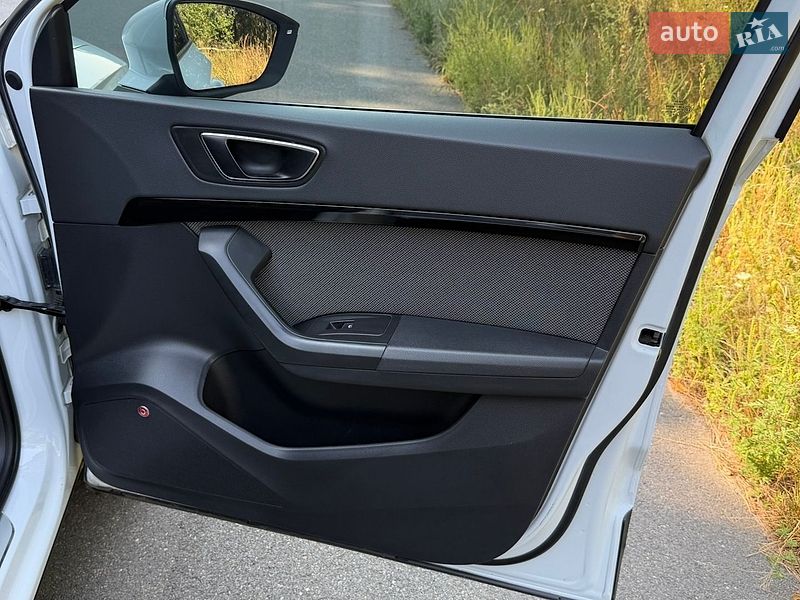 Внедорожник / Кроссовер SEAT Ateca 2018 в Киеве фото 16 Внедорожник / Кроссовер SEAT Ateca 2018 в Киеве