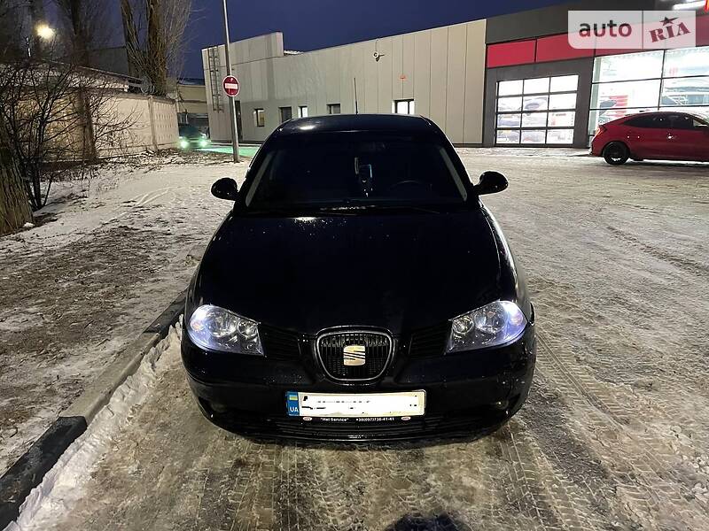 Седан SEAT Cordoba 2007 в Киеве