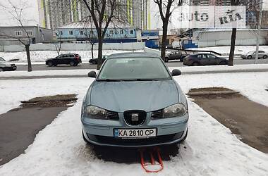 Седан SEAT Cordoba 2006 в Киеве