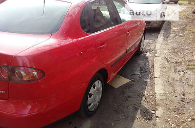 Седан SEAT Cordoba 2005 в 