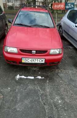 Хэтчбек SEAT Cordoba 1996 в Львове