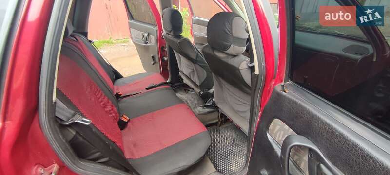 Седан SEAT Cordoba 1996 в Дрогобыче