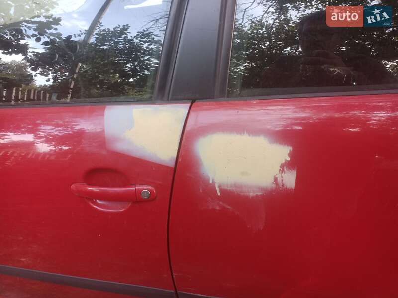 Седан SEAT Cordoba 2006 в Народичах