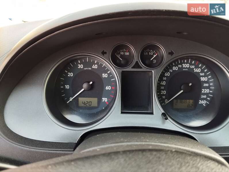 Седан SEAT Cordoba 2007 в Виннице