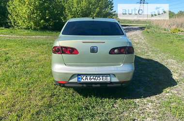 Седан SEAT Cordoba 2005 в Киеве