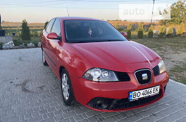 Седан SEAT Cordoba 2006 в Борщеві