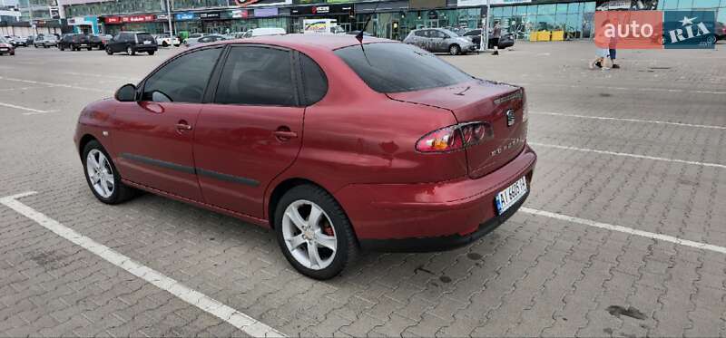 Седан SEAT Cordoba 2008 в Києві