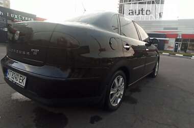 Седан SEAT Cordoba 2007 в Львове