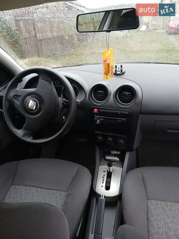 Седан SEAT Cordoba 2007 в 