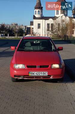 Седан SEAT Cordoba 1995 в Рівному