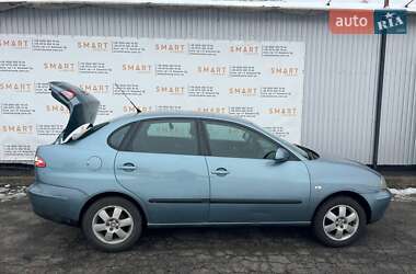 Седан SEAT Cordoba 2005 в Києві