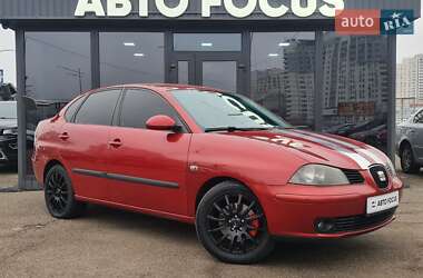 Седан SEAT Cordoba 2008 в Киеве