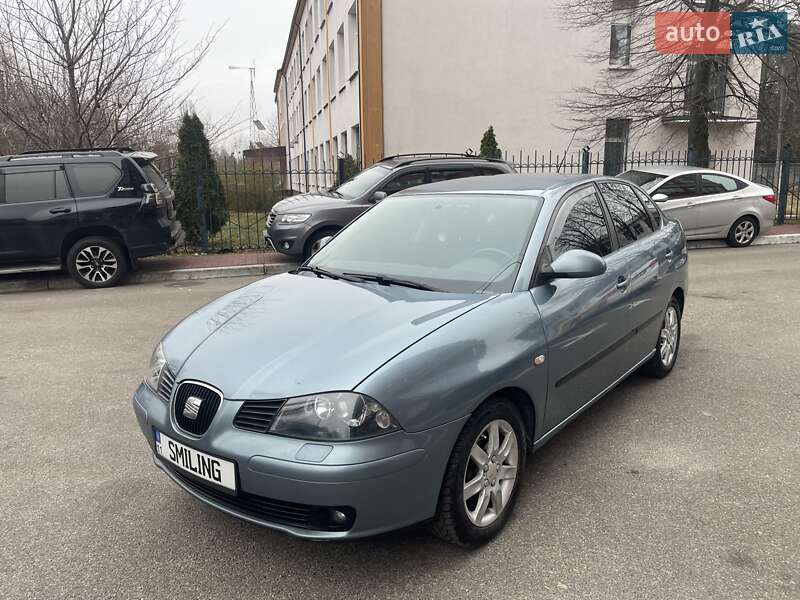 Седан SEAT Cordoba 2006 в 