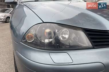 Седан SEAT Cordoba 2006 в 