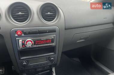 Седан SEAT Cordoba 2006 в 