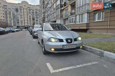 Седан SEAT Cordoba 2008 в Києві