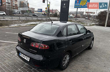 Седан SEAT Cordoba 2003 в Полтаве