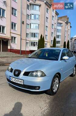 Седан SEAT Cordoba 2005 в Киеве