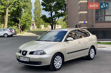 Седан SEAT Cordoba 2007 в Чернігові