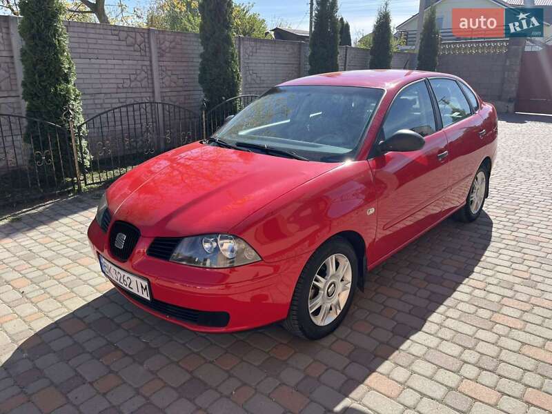 Седан SEAT Cordoba 2008 в Рівному