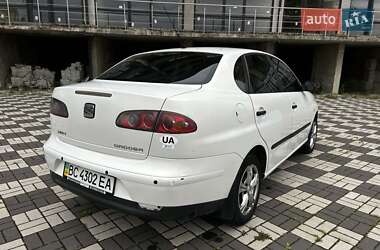 Седан SEAT Cordoba 2004 в 