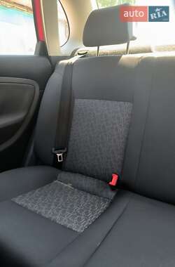 Седан SEAT Cordoba 2006 в 