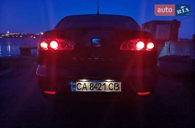 Седан SEAT Cordoba 2008 в 