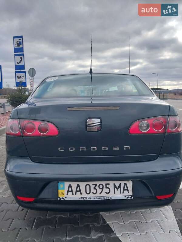 Седан SEAT Cordoba 2007 в Киеве
