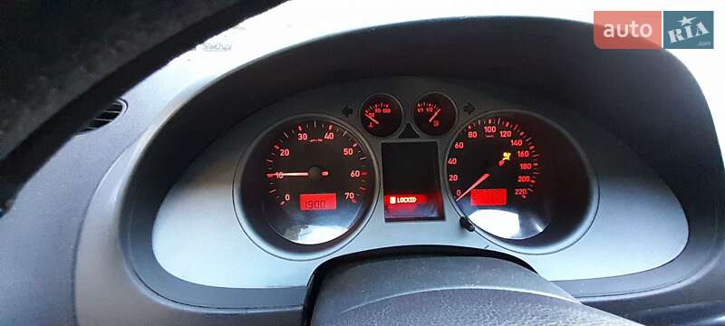 Седан SEAT Cordoba 2007 в Киеве