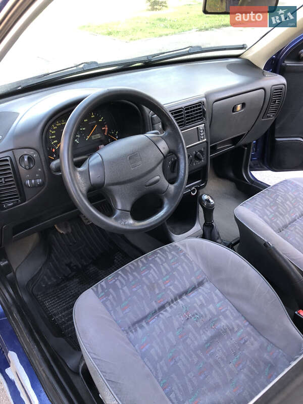 Универсал SEAT Cordoba 1998 в Киеве