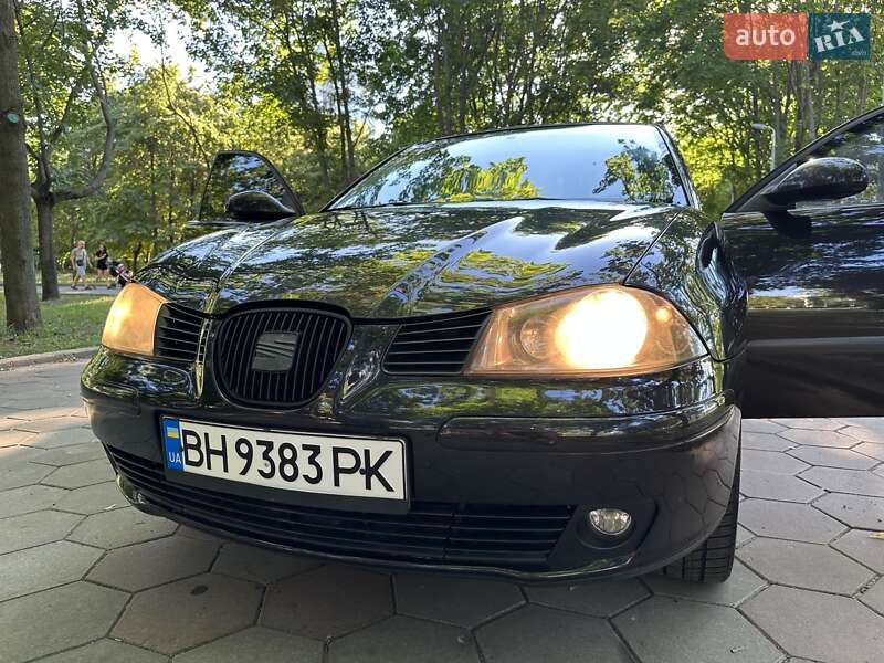 Седан SEAT Cordoba 2008 в Одессе