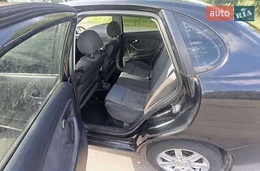Седан SEAT Cordoba 2006 в 