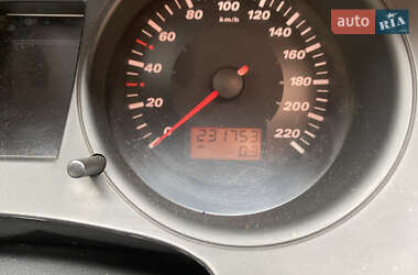 Седан SEAT Cordoba 2005 в Киеве