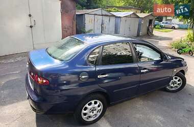 Седан SEAT Cordoba 2005 в 