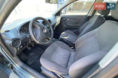 Седан SEAT Cordoba 2005 в 