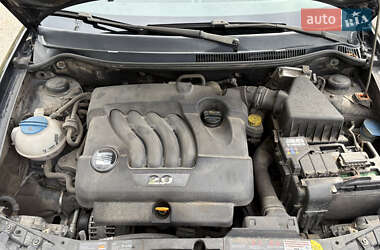 Седан SEAT Cordoba 2008 в 