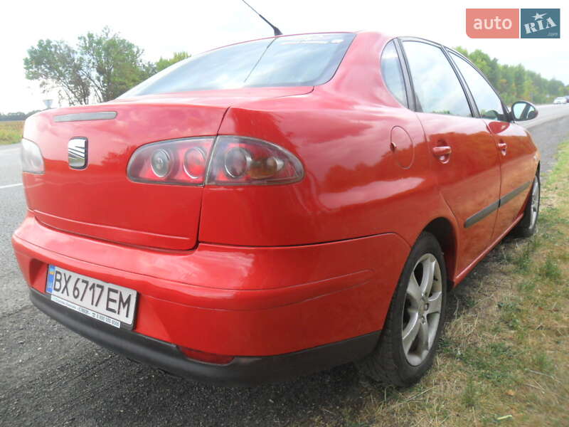 Седан SEAT Cordoba 2007 в Смеле
