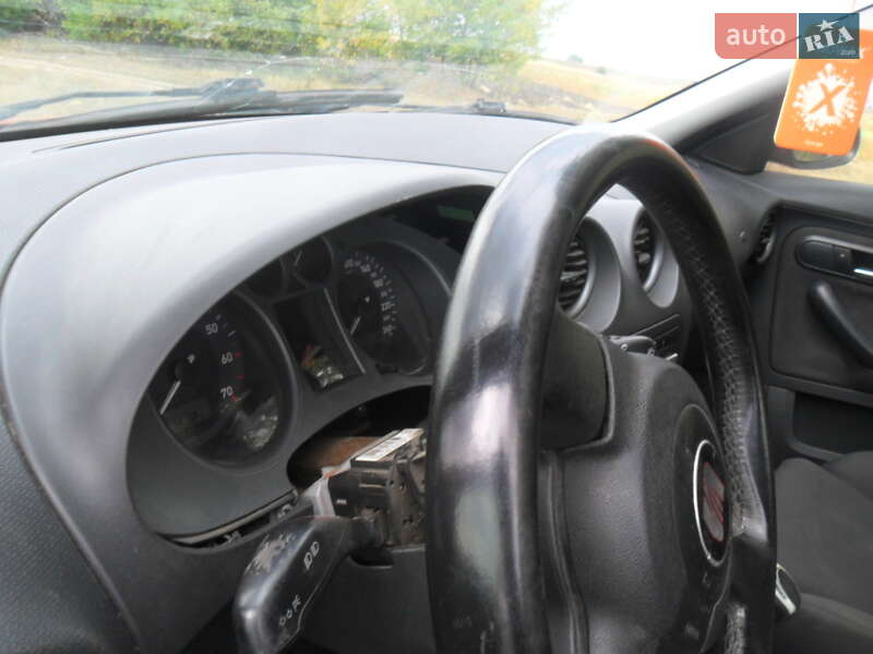 Седан SEAT Cordoba 2007 в Смеле