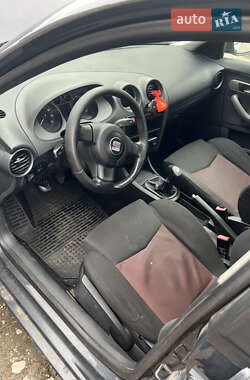 Седан SEAT Cordoba 2008 в 