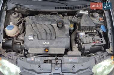 Седан SEAT Cordoba 2008 в 