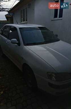 Седан SEAT Cordoba 2001 в Иршаве
