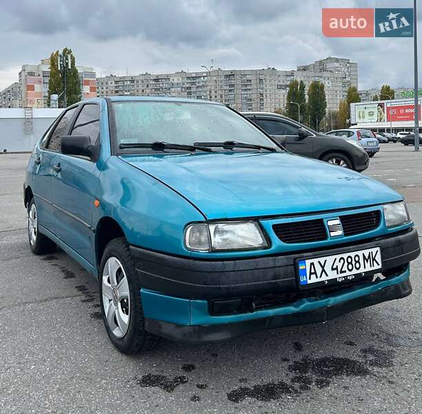 SEAT Cordoba 1995 SEAT Cordoba 1995