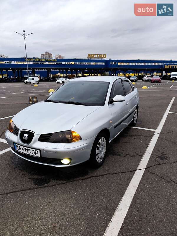 Седан SEAT Cordoba 2005 в Киеве фото 3 Седан SEAT Cordoba 2005 в Киеве
