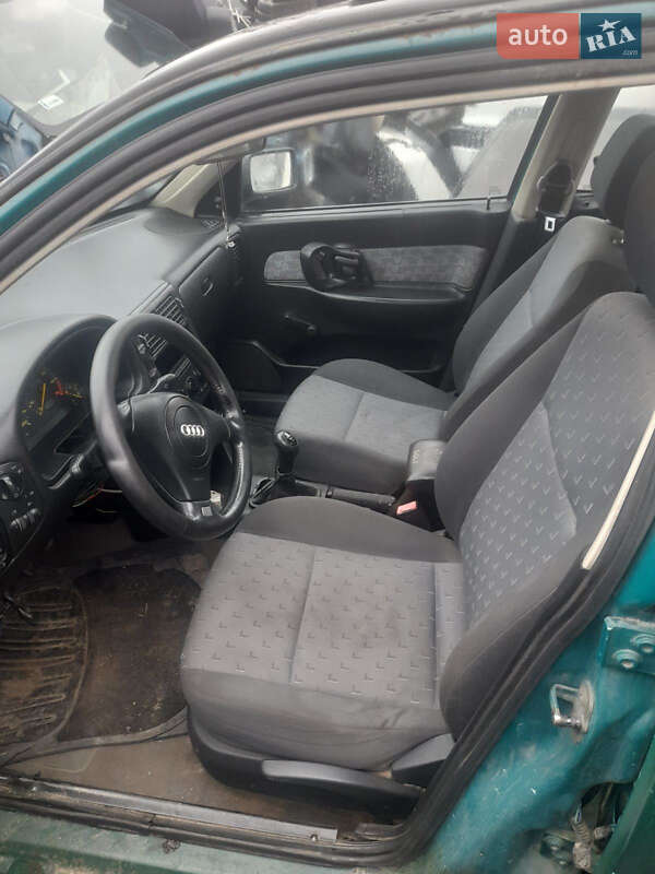 Седан SEAT Cordoba 1999 в Житомире