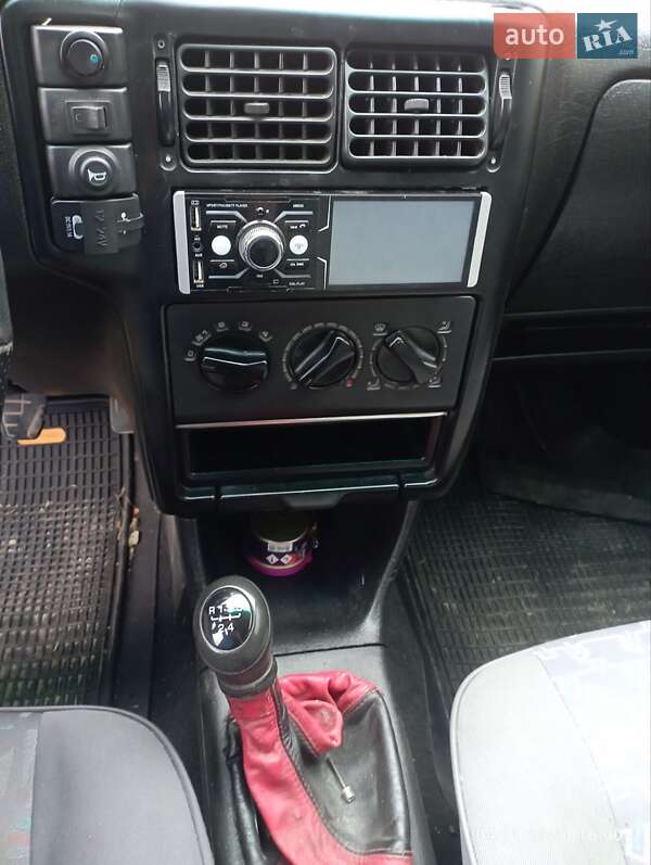 Седан SEAT Cordoba 1994 в Городке фото 6 Седан SEAT Cordoba 1994 в Городке